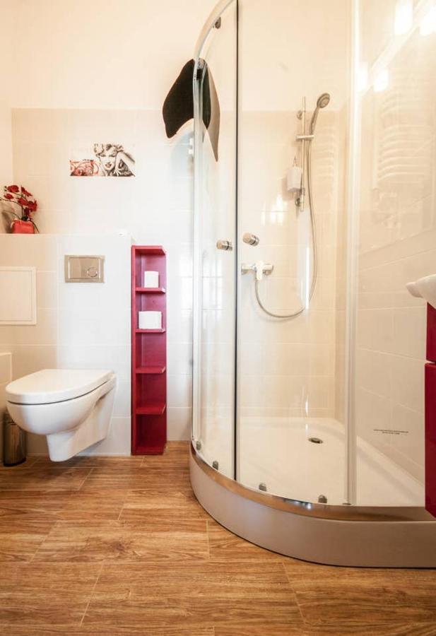 Warszawa Tiamo Citycenter Appartement Buitenkant foto